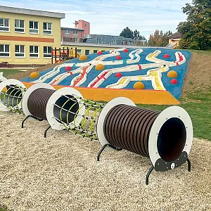 Gesundheit und Kreativität durch Spiel: Der Kindergarten Kollárova hat einen neuen Spielplatz Gesundheit und Kreativität durch Spiel: Der Kindergarten Kollárova hat einen neuen Spielplatz